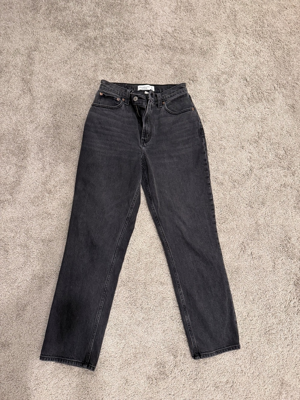 Abercrombie 90s Straight Ultra High Rise Jeans